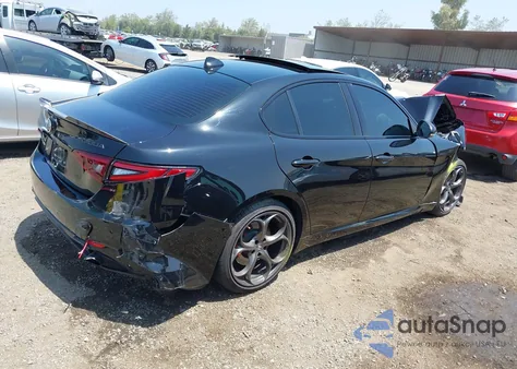 2021 Alfa Romeo Giulia Ti Sport Rwd из США, поврежденный, VIN ZARFAMBN5M7649500